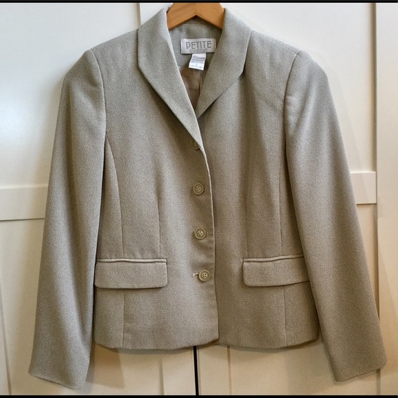 Jacket - Picture 2 of 6